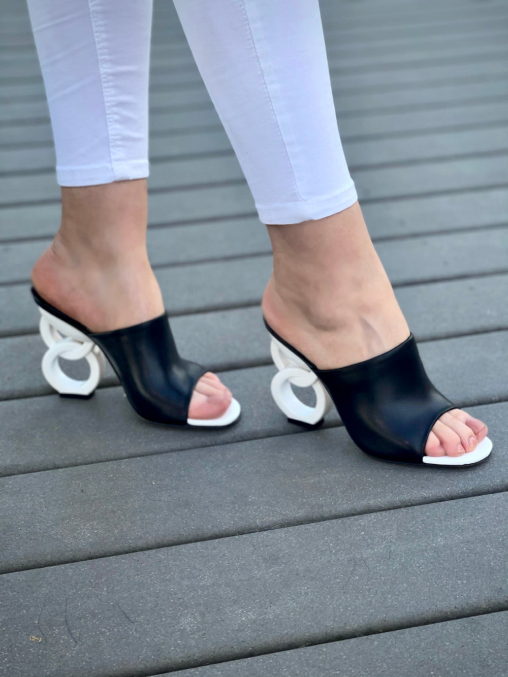 The Cymmer Black Leather Sandal Fine Craftsmanship