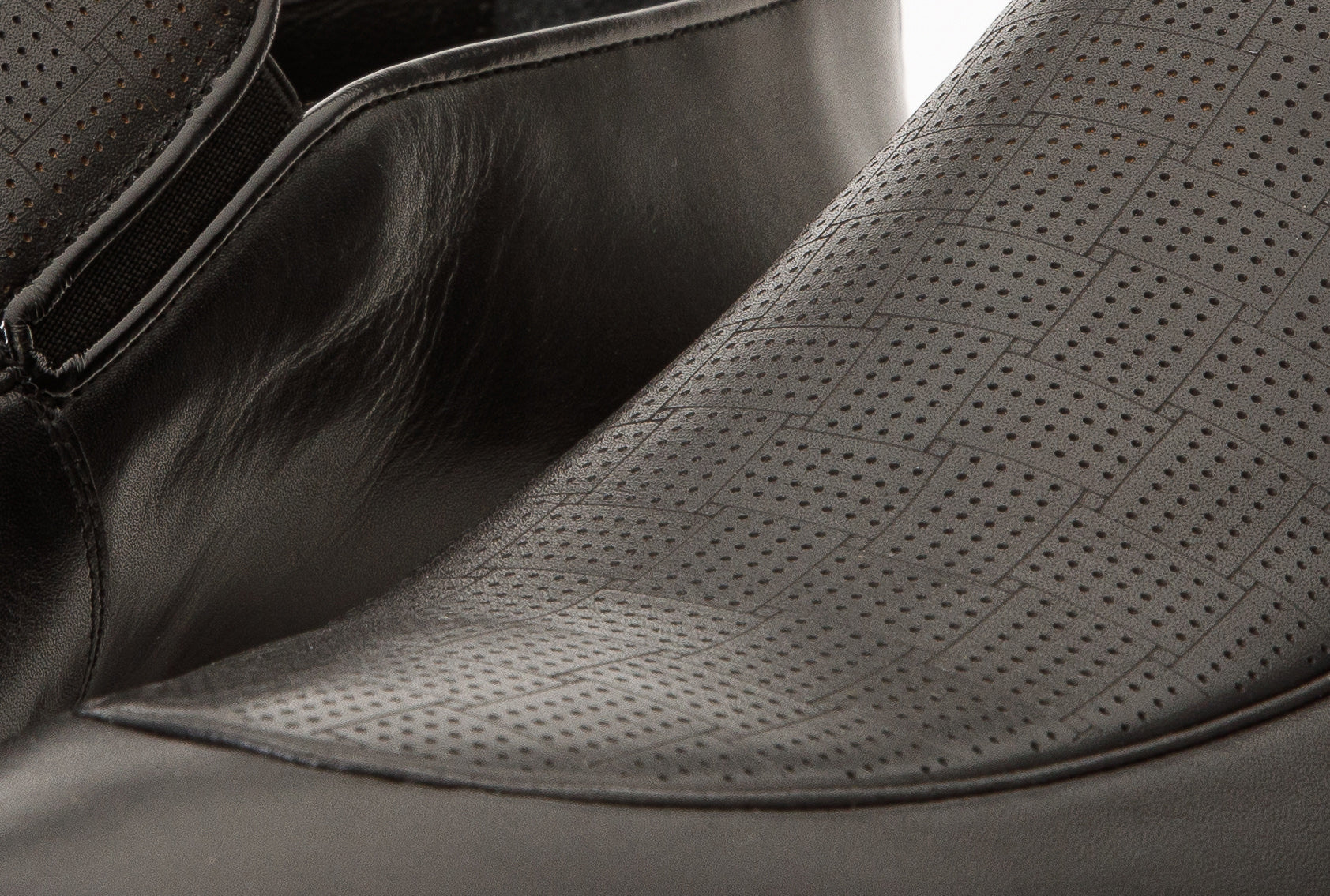 The Migues Black Leather Loafer Shoe Exclusive Style