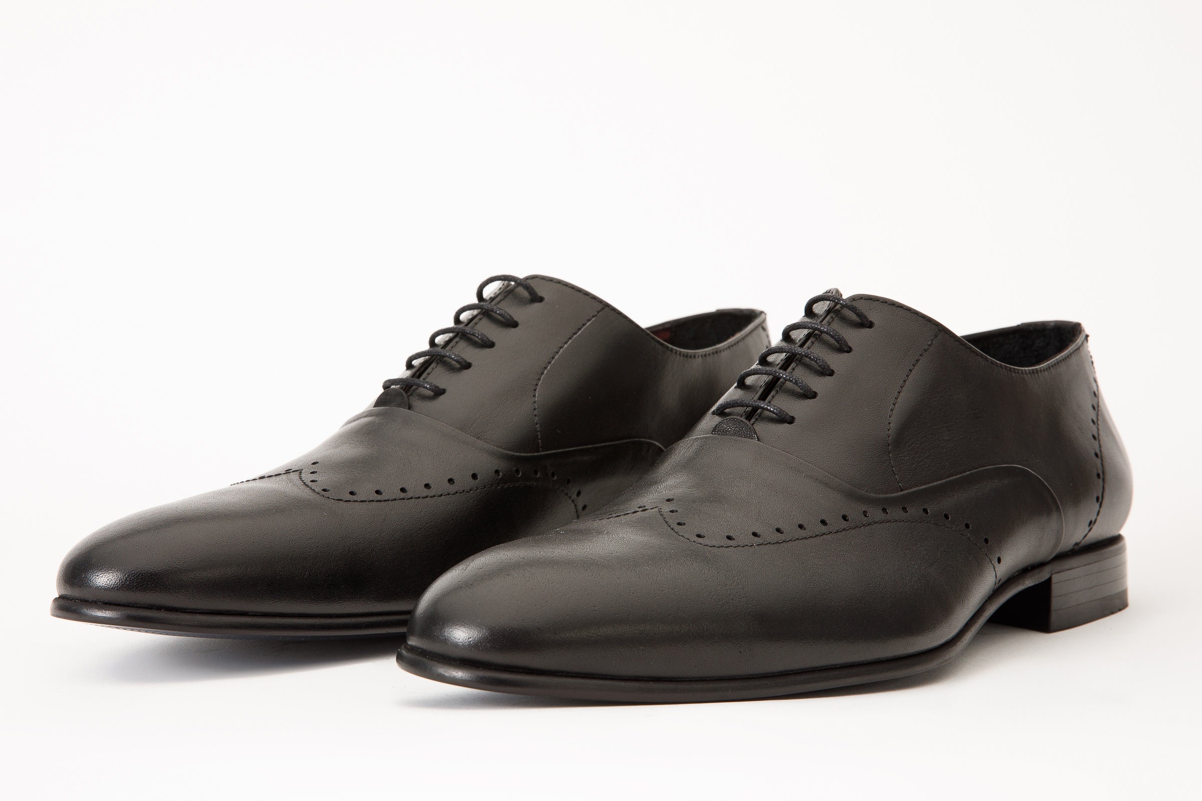 The Roma Black Leather Wingtip Oxford Shoe For Sale