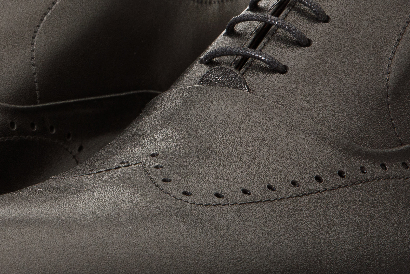The Roma Black Leather Wingtip Oxford Shoe For Sale