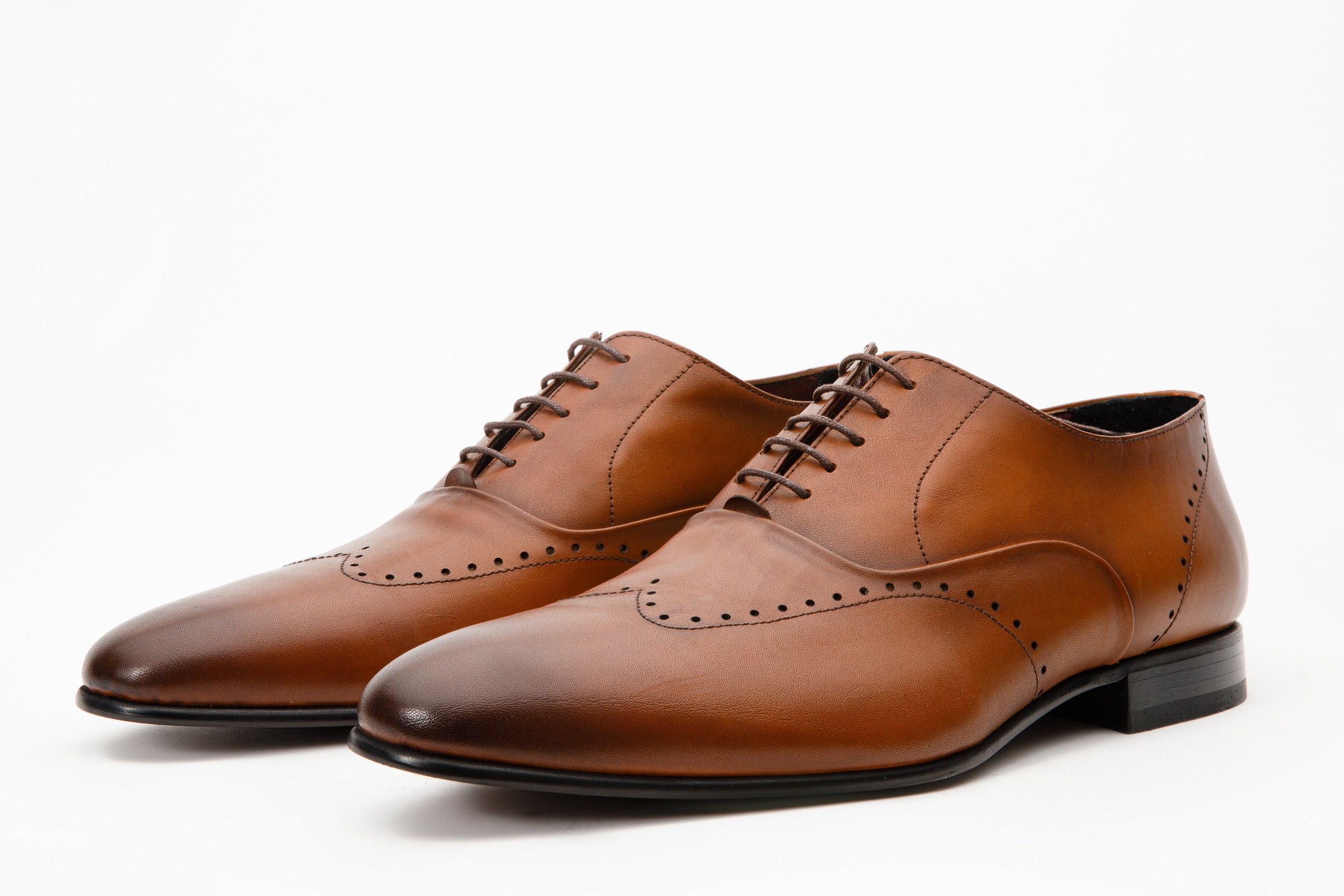 The Roma Tan Leather Wingtip Oxford Shoe All New
